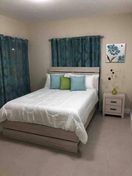 Jamaica Reggae Villa Lucea Exteriér fotografie