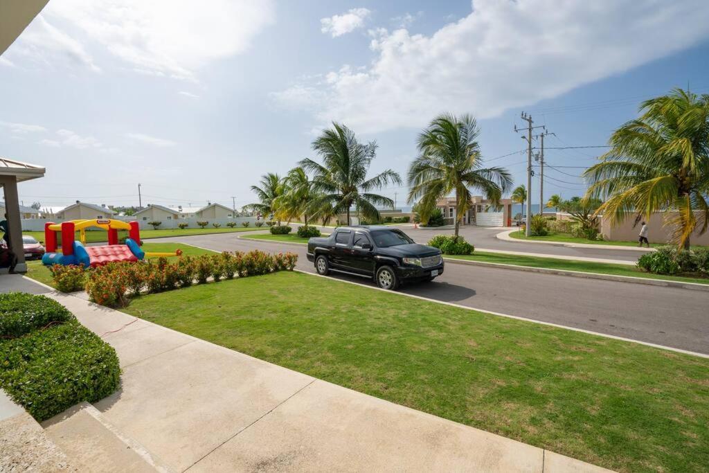 Jamaica Reggae Villa Lucea Exteriér fotografie